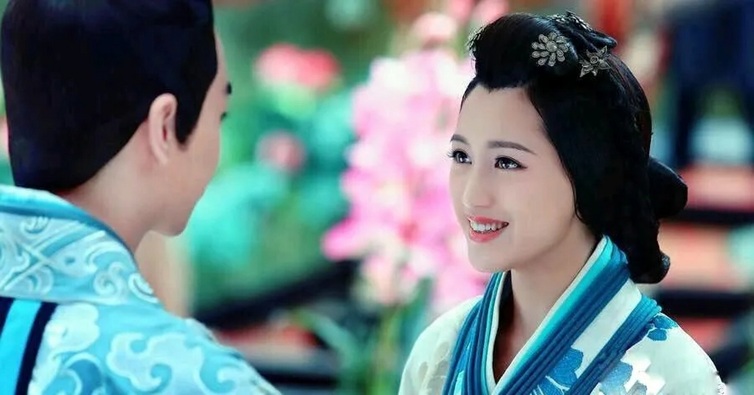 公元前71年,刚分娩完的许平君皇后吃下御医开的补药后,腹痛难忍危在