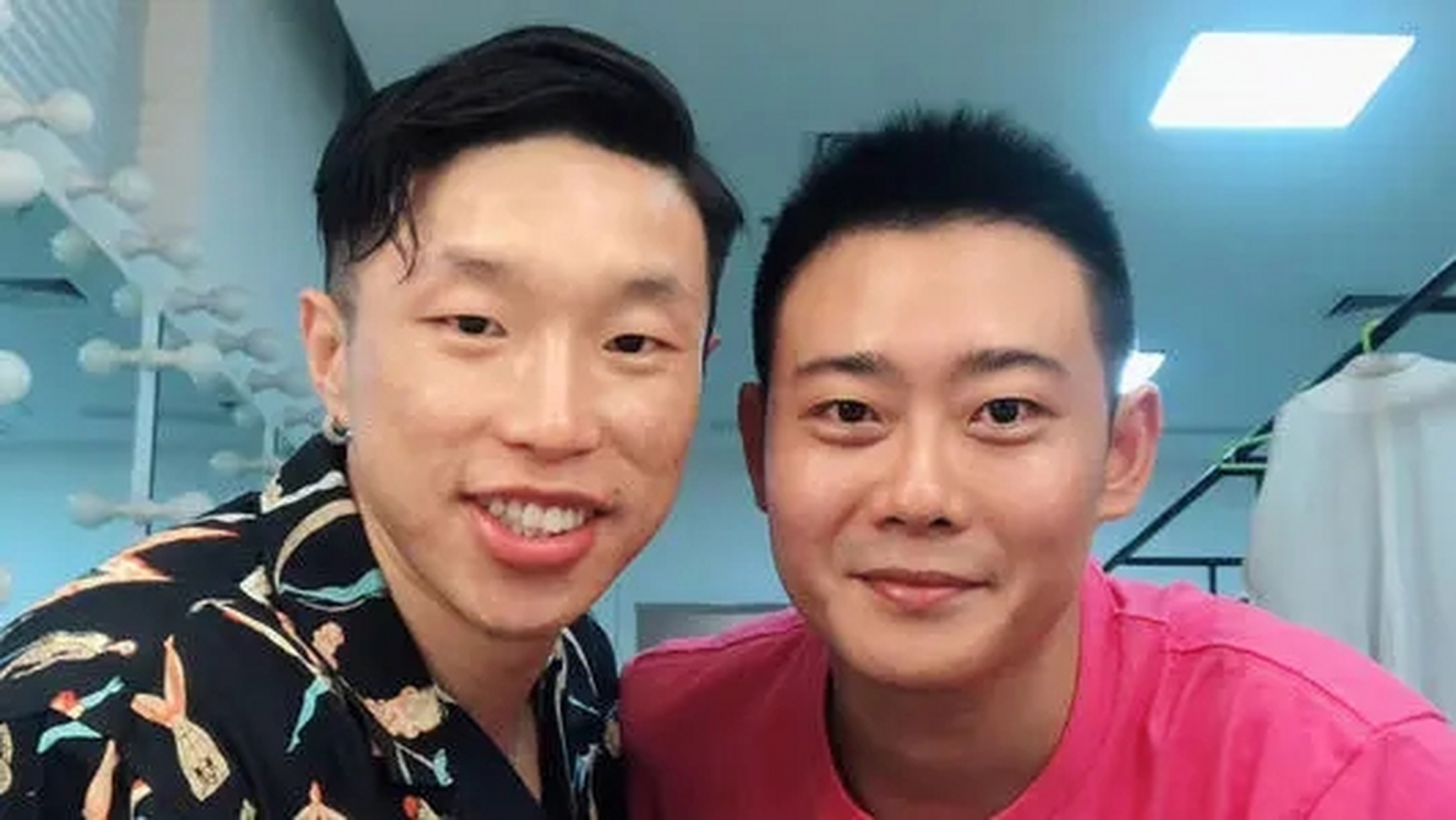 8月22日,德云社郭德纲儿徒烧饼发文,却被网友争相调侃,烧饼没文化的梗