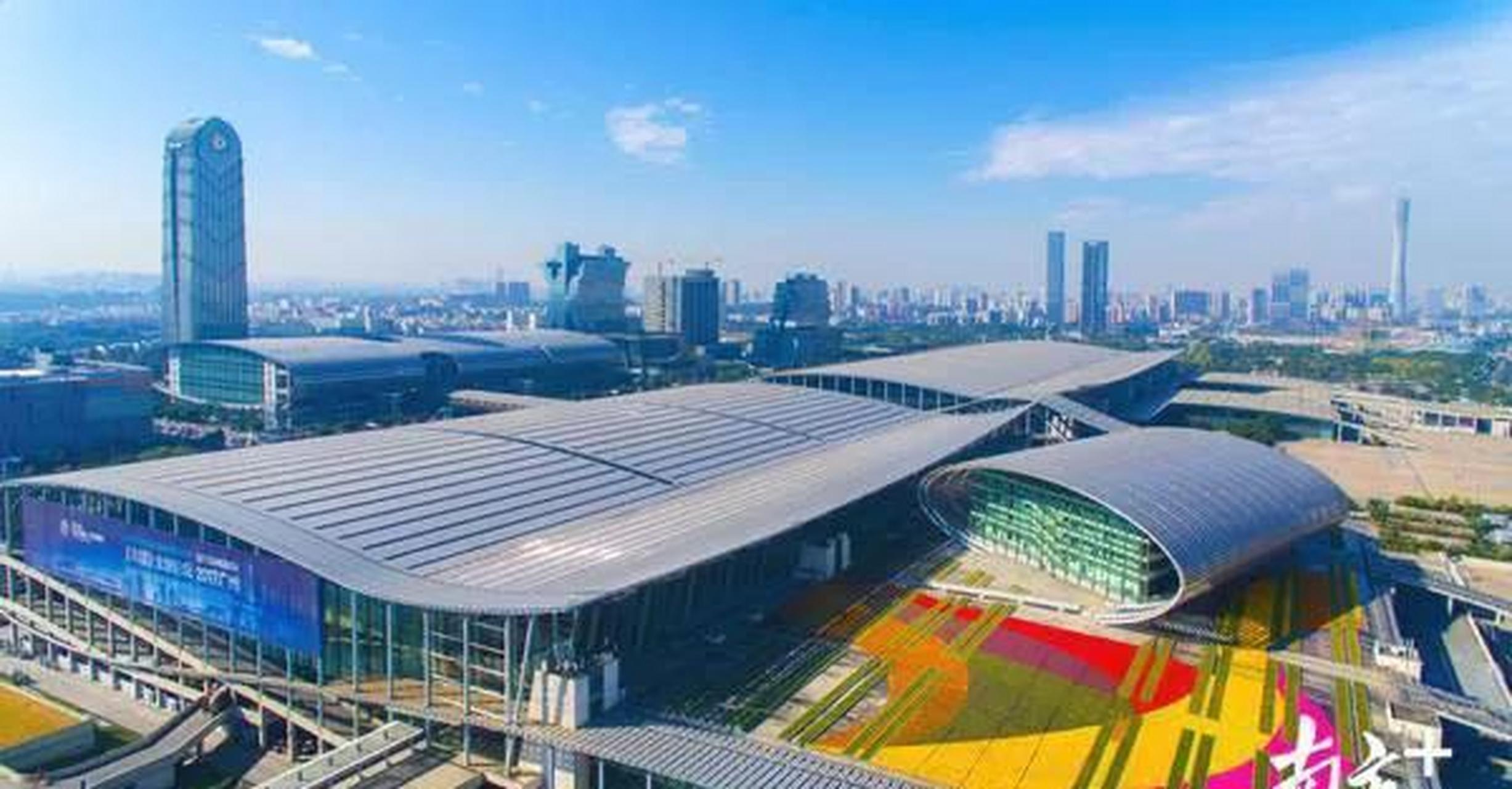 完工后的广州琶洲国际会展中心(又名广交会展馆)总建筑面积超过162万