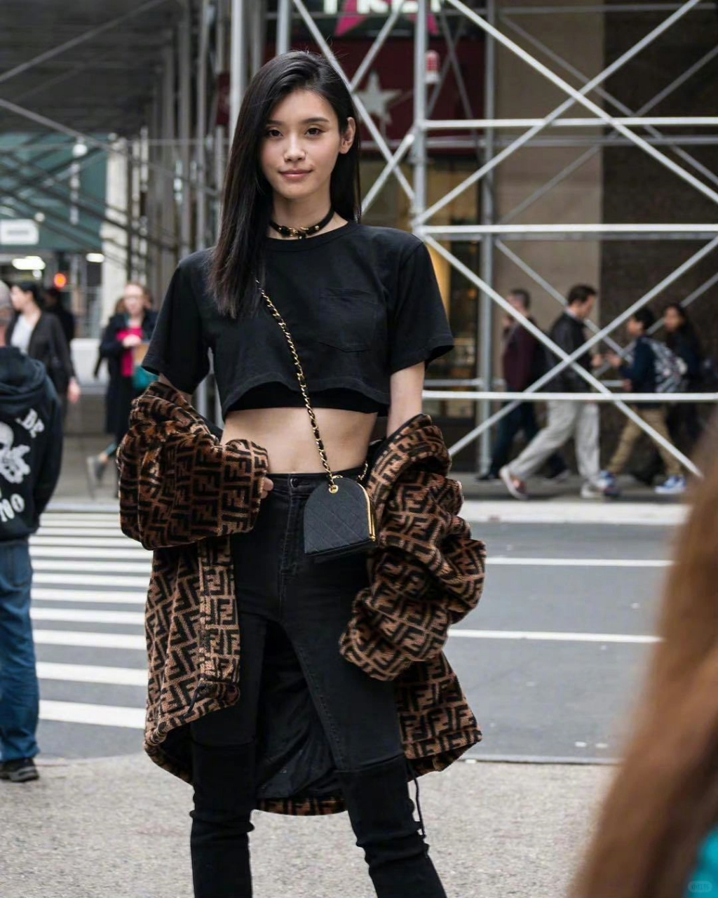 奚梦瑶18年维密面试穿搭  第一轮和第二轮面试穿搭,以及维密走秀照!