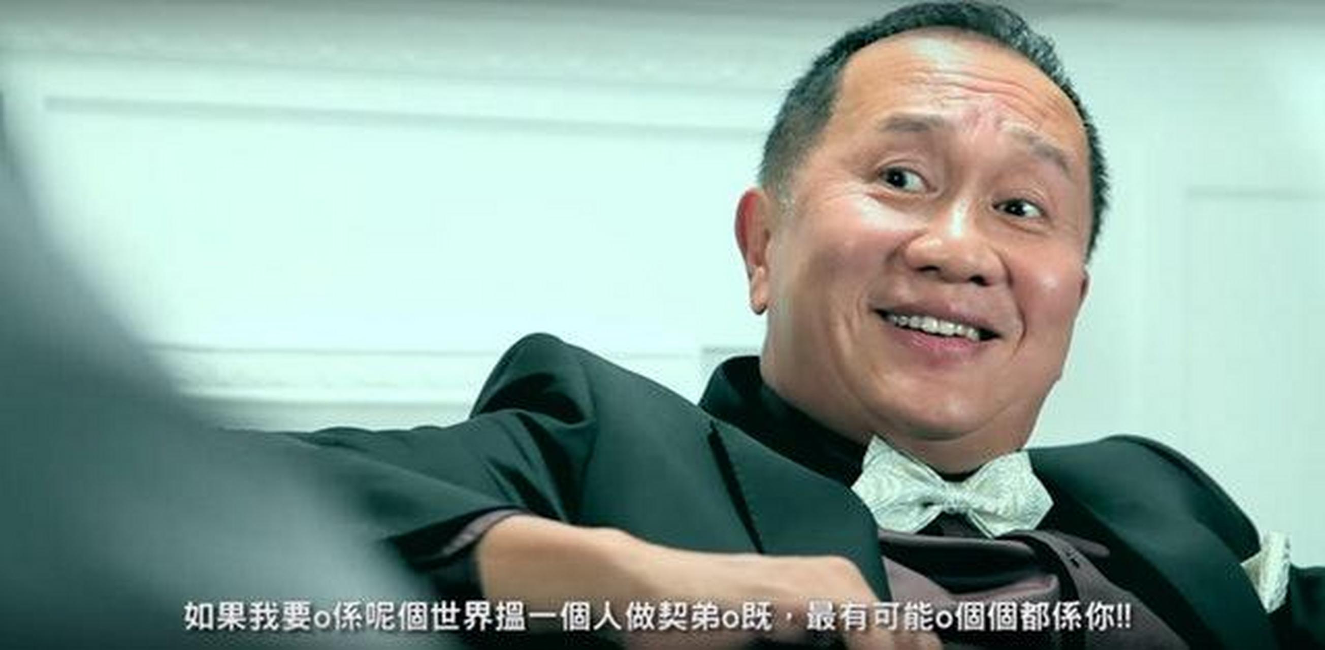 71岁郭峰走出爱妻离世阴霾,近况曝光,现身大马食榴梿,笑容灿烂!