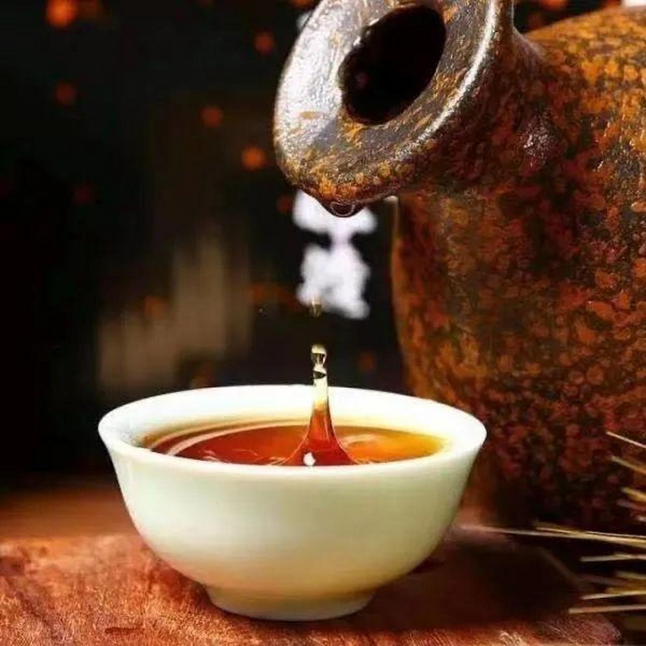 南阳特产——祁仪黄酒  祁仪黄酒是河南省南阳市唐河县祁仪乡的特产.