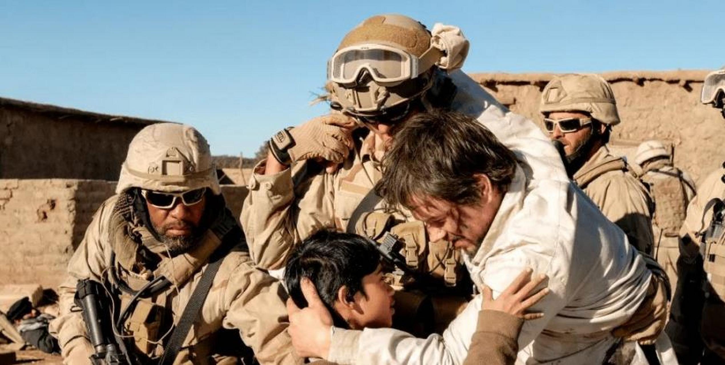 曾经为美国军队工作的阿富汗人,自从2021年8月美军撤离阿富汗以来