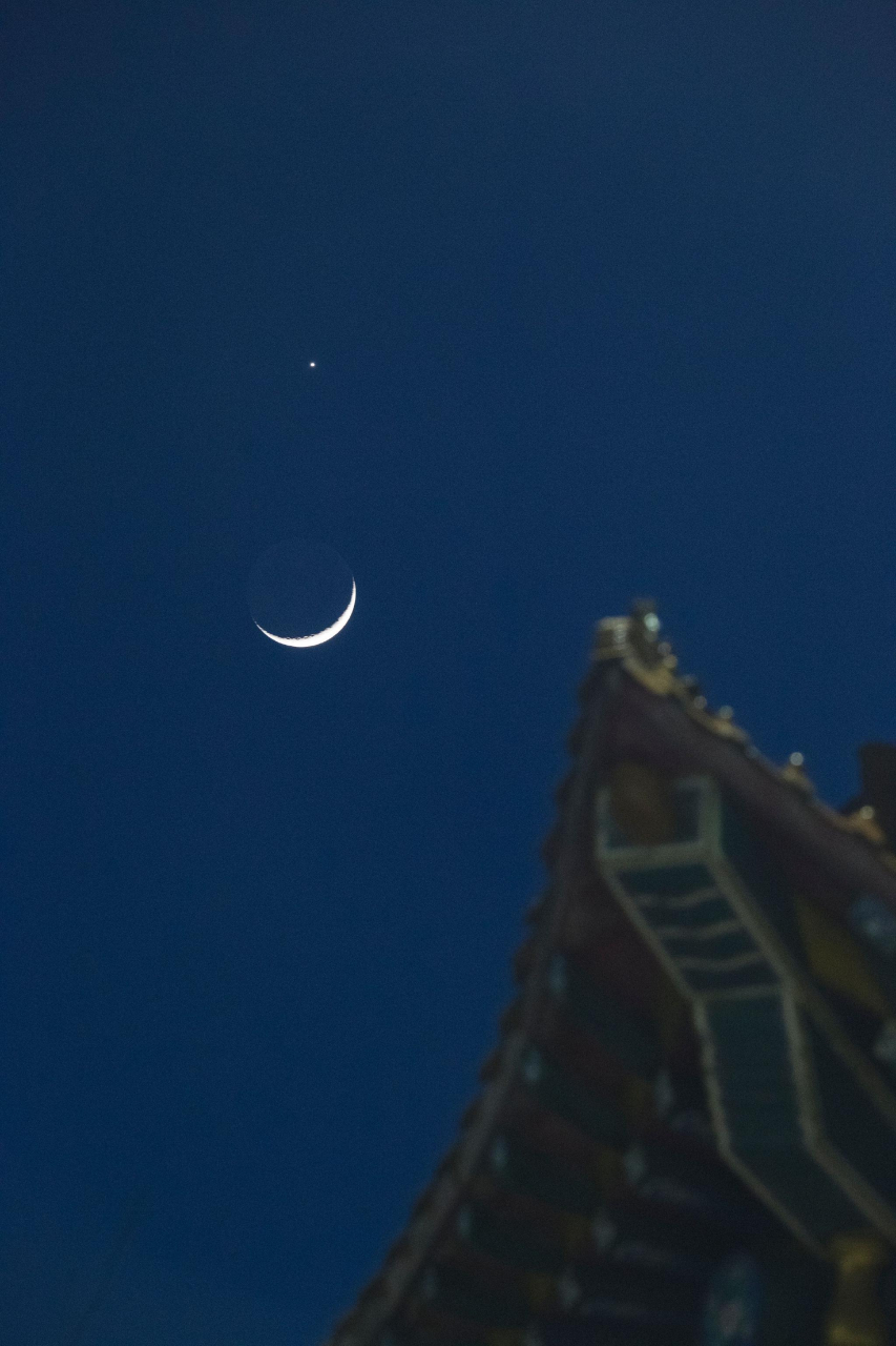 金星是夜空中最亮的星,作为一颗行星,它的亮度取决于它的太阳光反射率