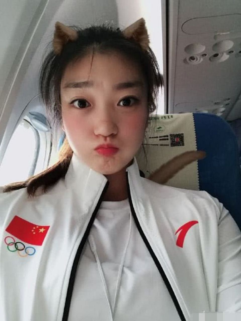 李梦回归女篮训练# 中国女篮国手李梦已经抵达悉尼与国家队会合,准备