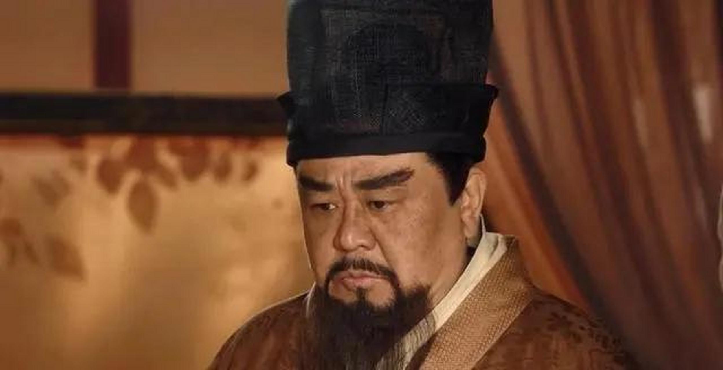 雍熙二年,许王赵元僖任开封府尹,吕端又一次出任开封府判官.