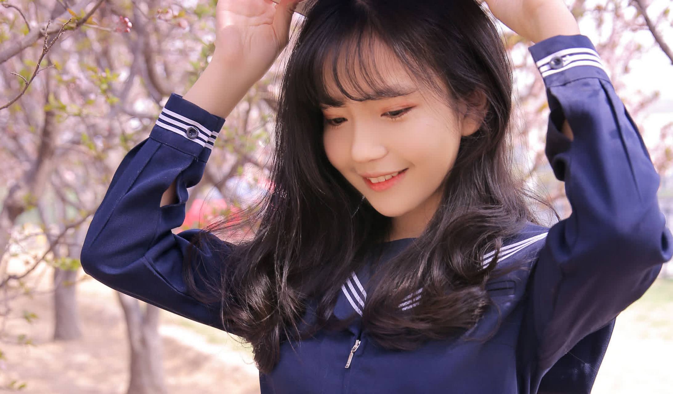 最美校园风~清纯可爱的十八岁学妹~[滑稽]愿您们一生健康快乐!