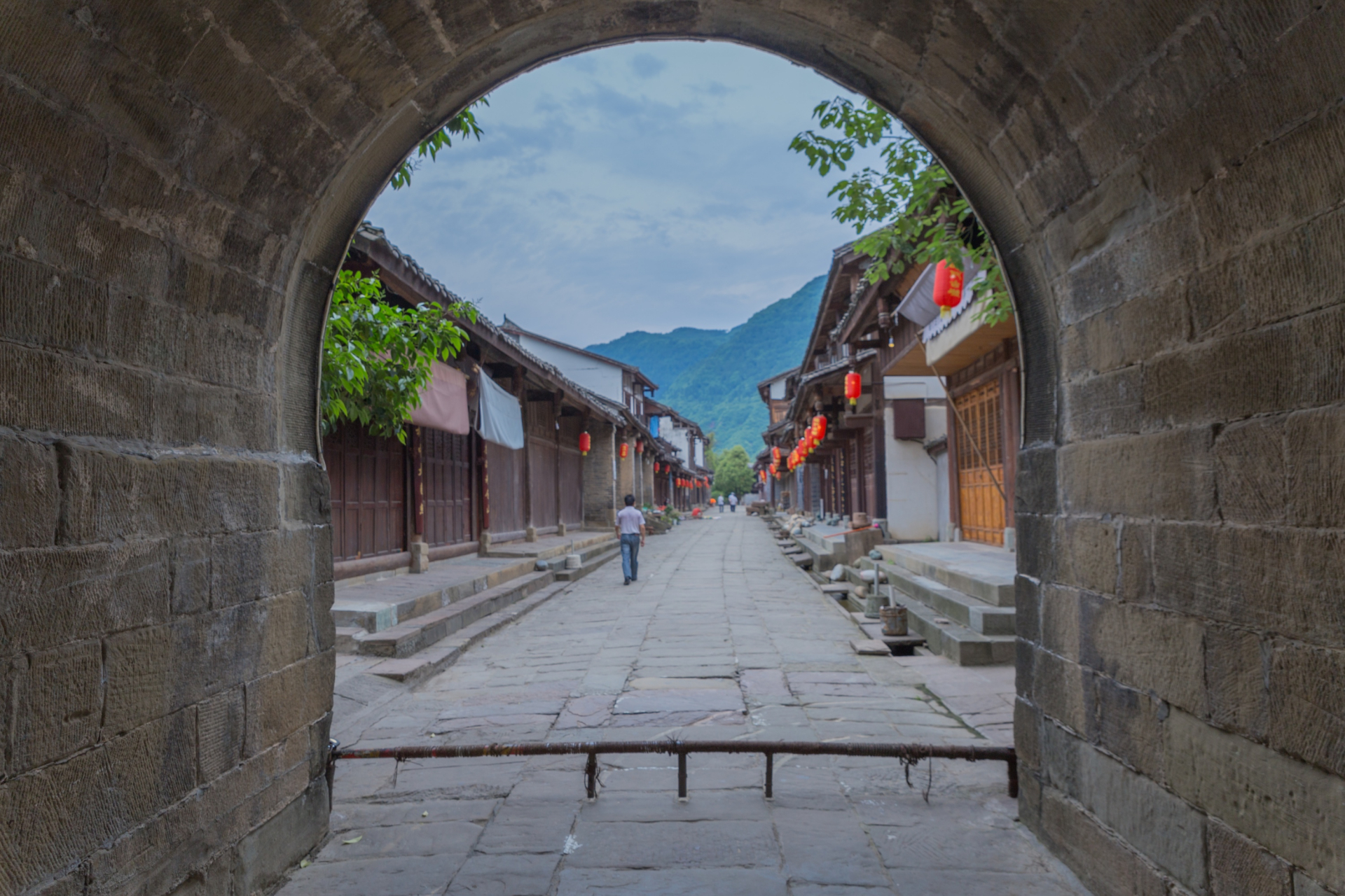 欢迎来到广元昭化古城,这是一个充满历史韵味和自然美景的地方