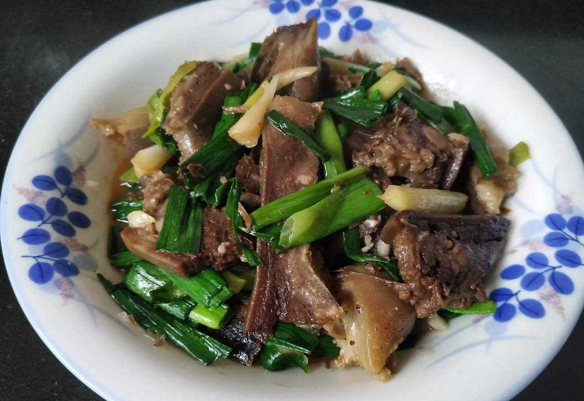 青蒜炒羊肉图片