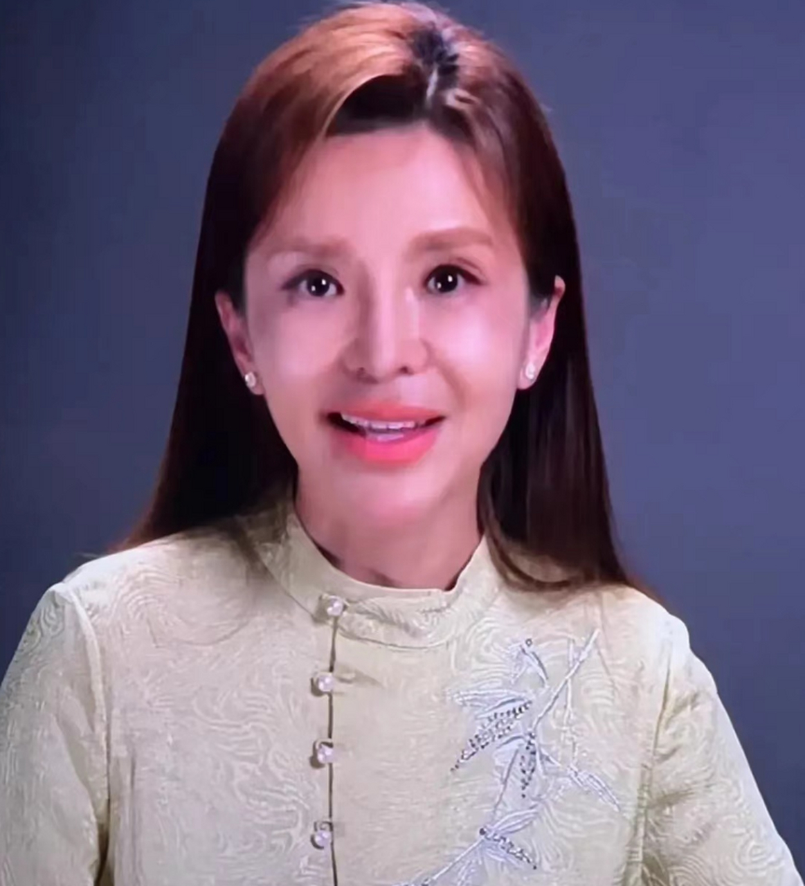 因为朱迅曾患过癌症,让人不免