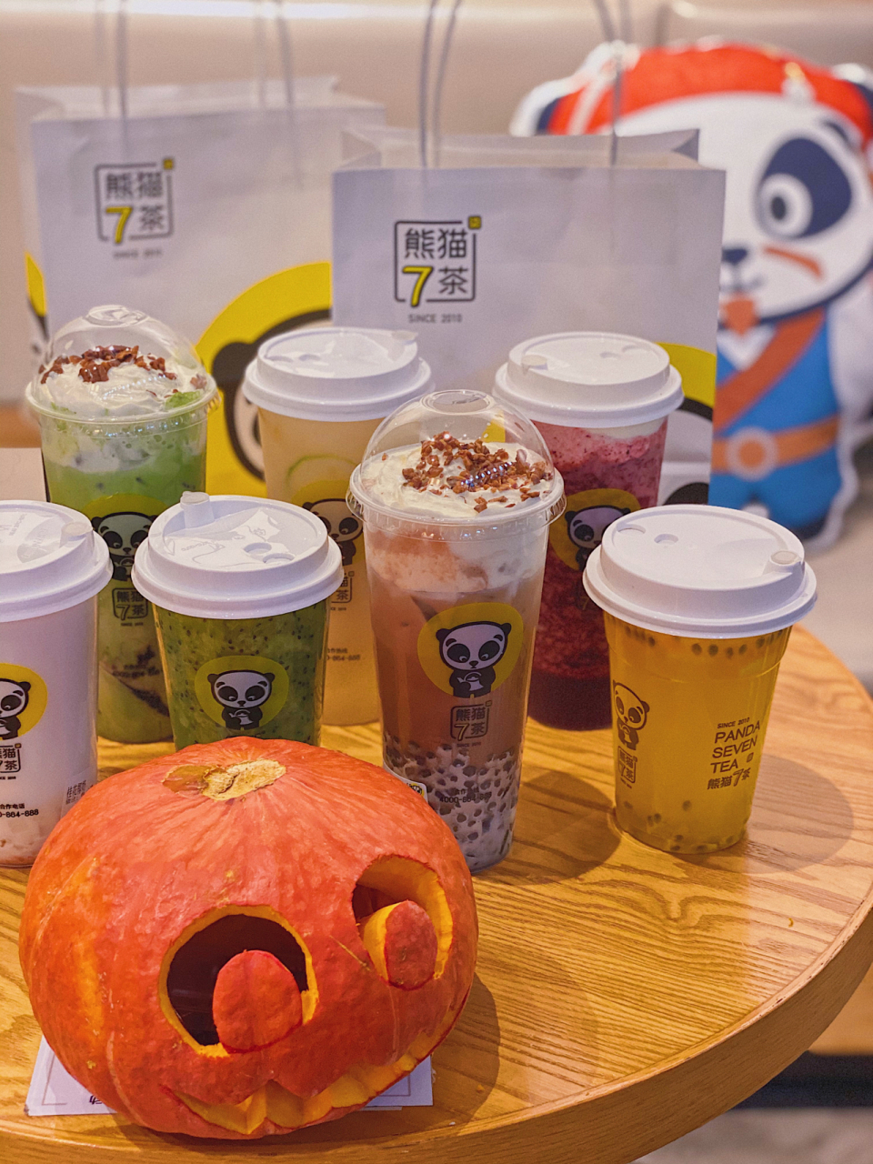 熊猫7茶 这家真的是我日常上班会买的奶茶 离单位超近 而且是我们西安