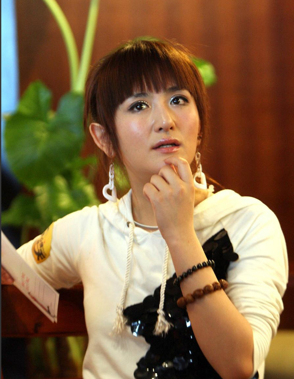 最近,有消息称谢娜疑似怀孕了,而且是第三胎.