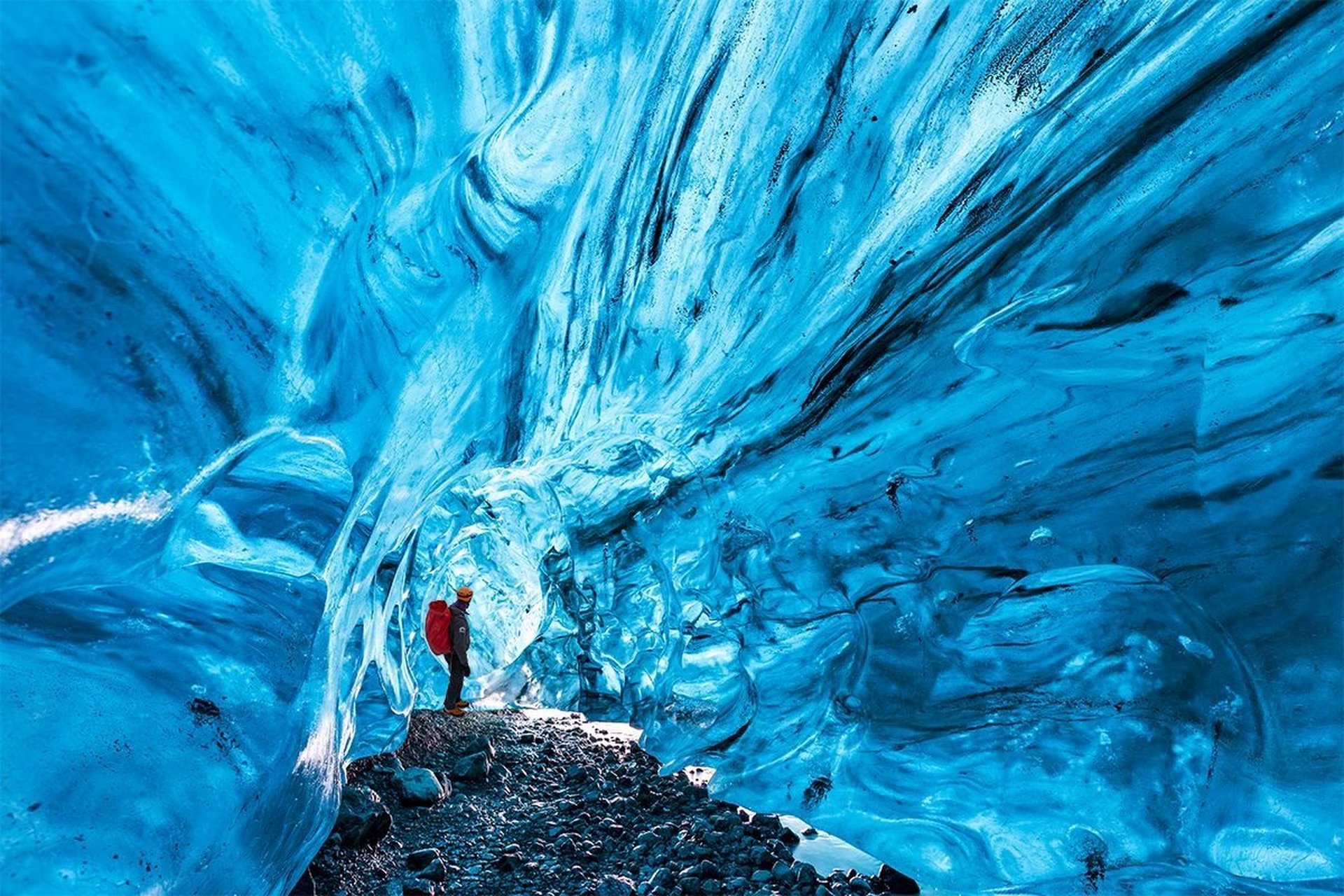 春节过后,让我们一起去追逐冰岛和挪威的童话世界吧!等我的好消息.