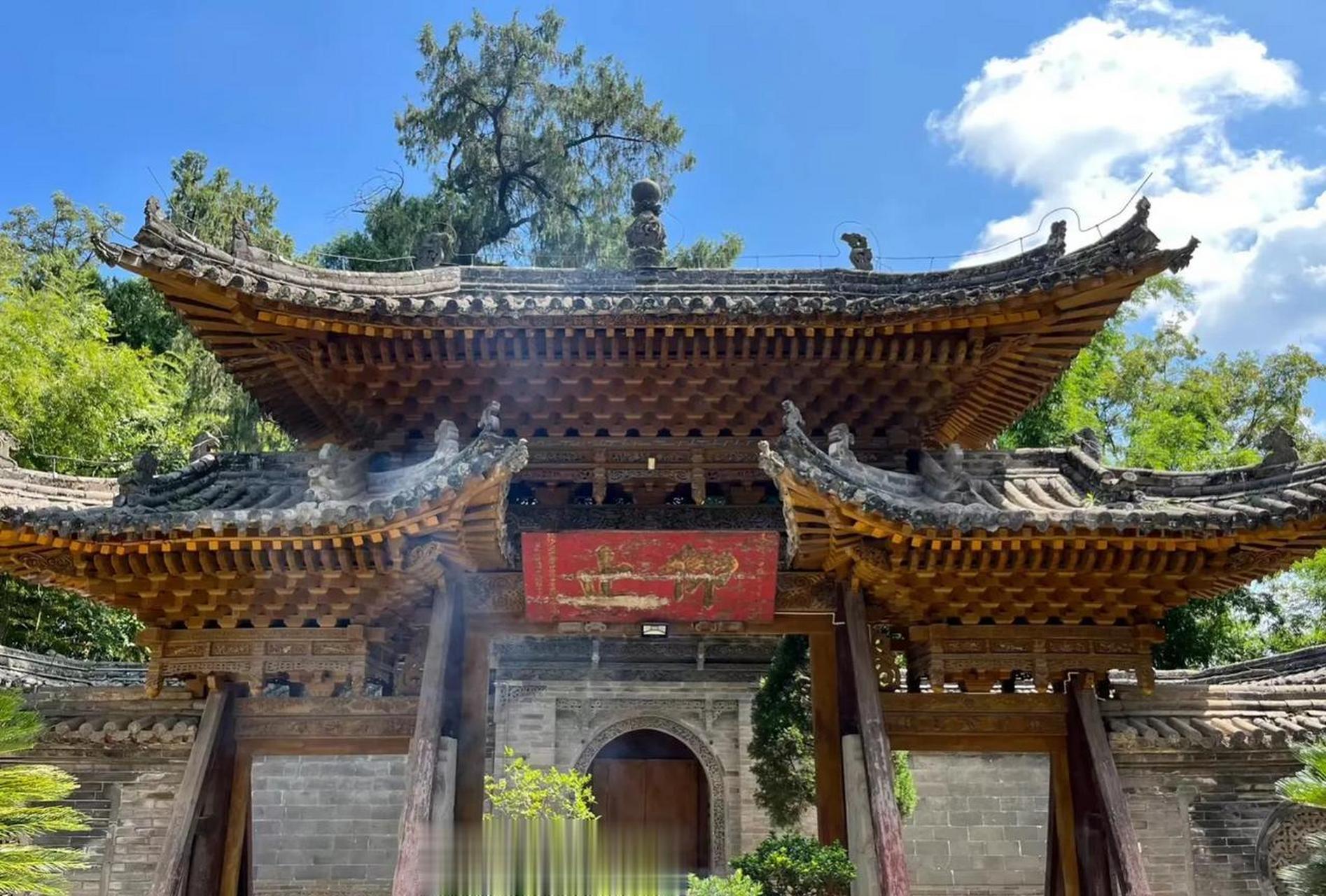 巴巴寺|阆中始建于清康熙28年,久照亭大殿为巴巴寺的中心建筑,高大