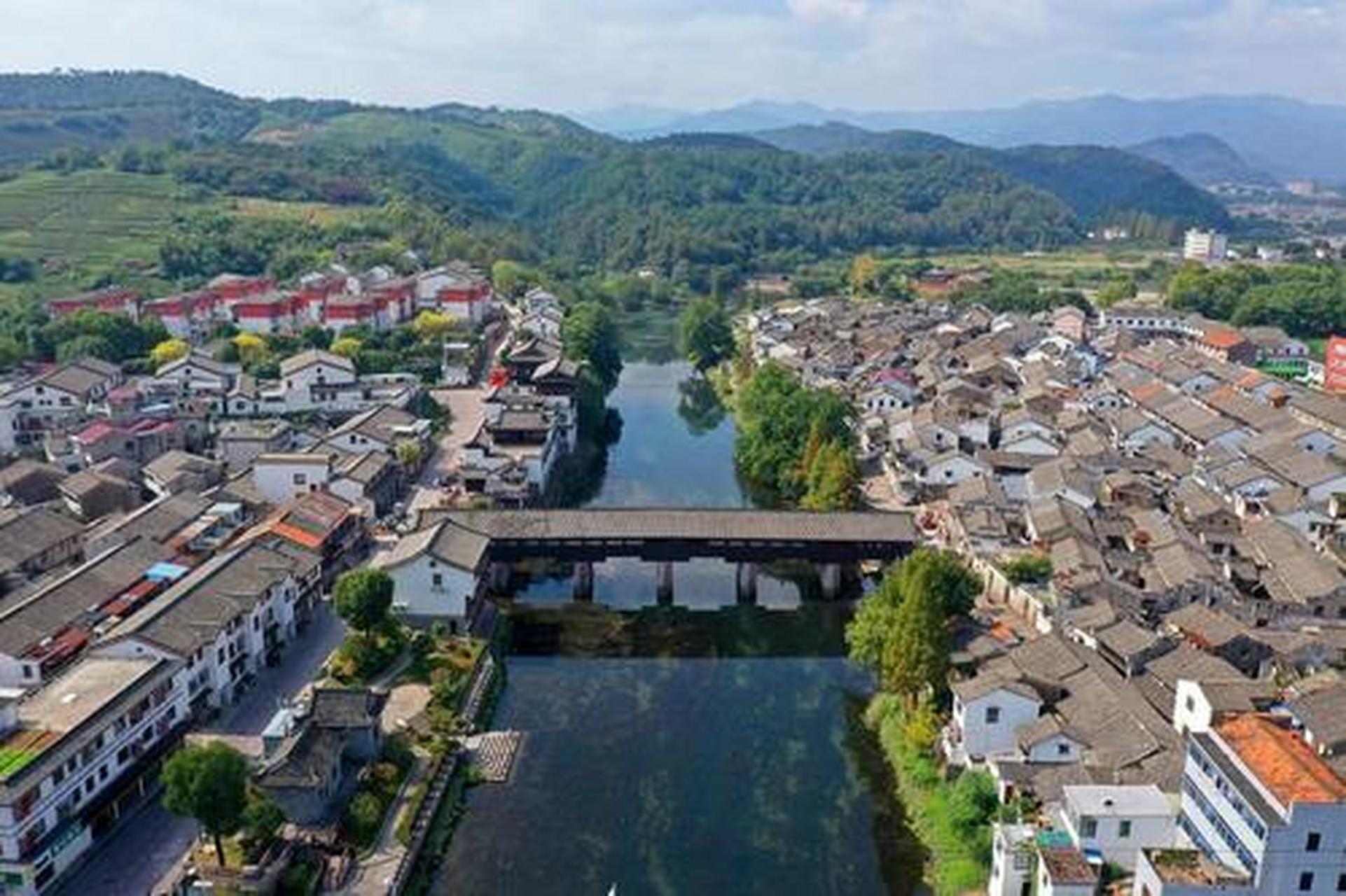 醉美宁波鄞光溢彩#鄞江古镇,这里自古被誉为四明首镇,位于宁波海曙区