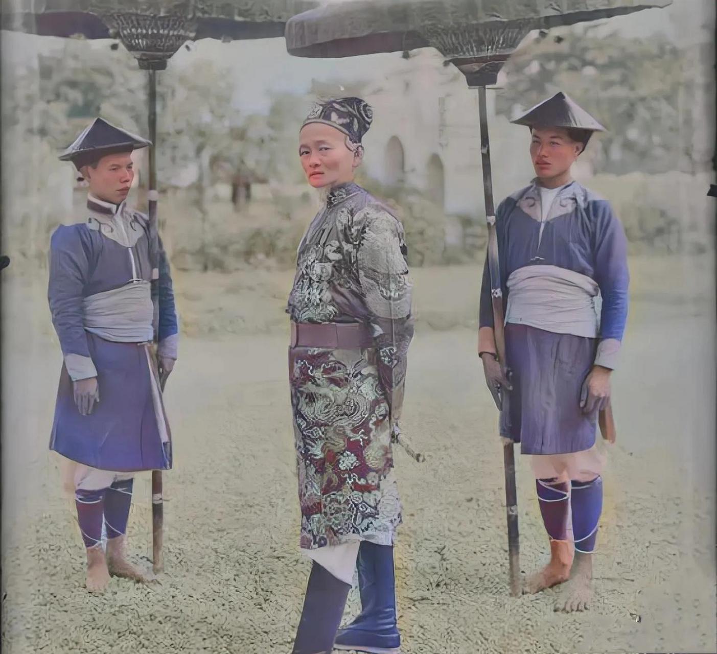 越南的阮朝是越南历史上的最后一个王朝,存在了将近150年的时间,从