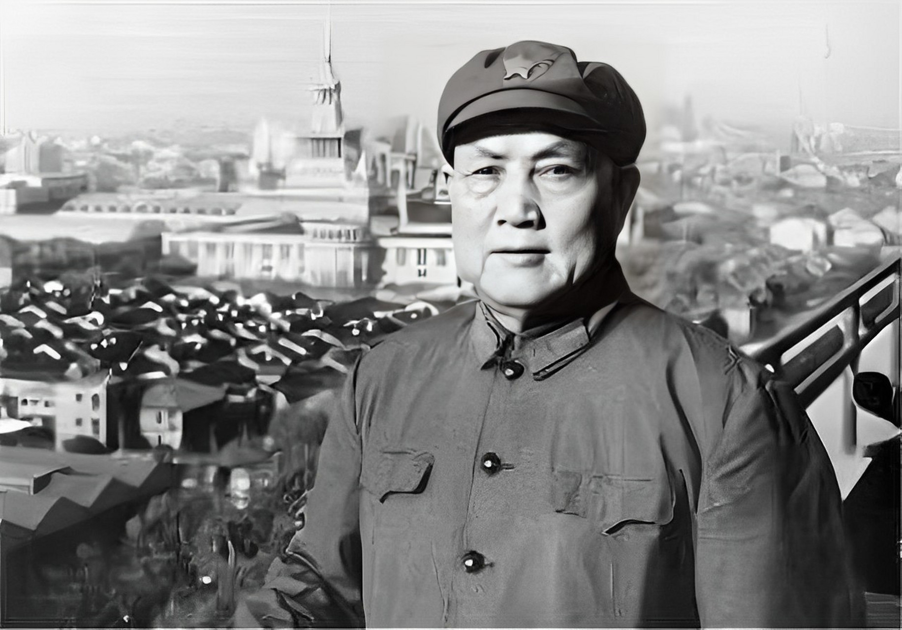 1997年春节,82岁的开国少将詹大南拿出4.2万元.