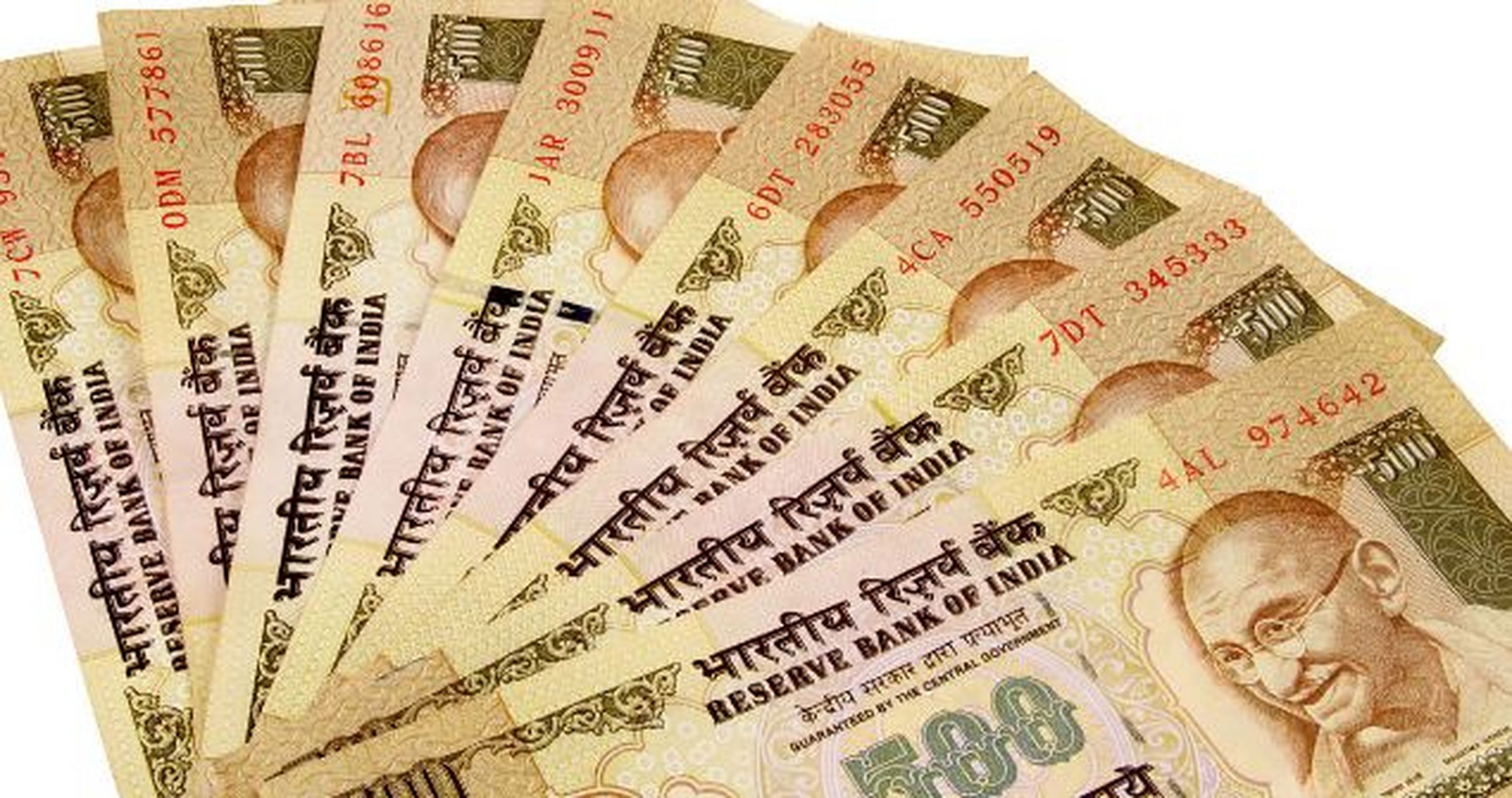 印度央行称,从5月23日起,开始回收面值2000卢比的纸币,目的是打击洗钱