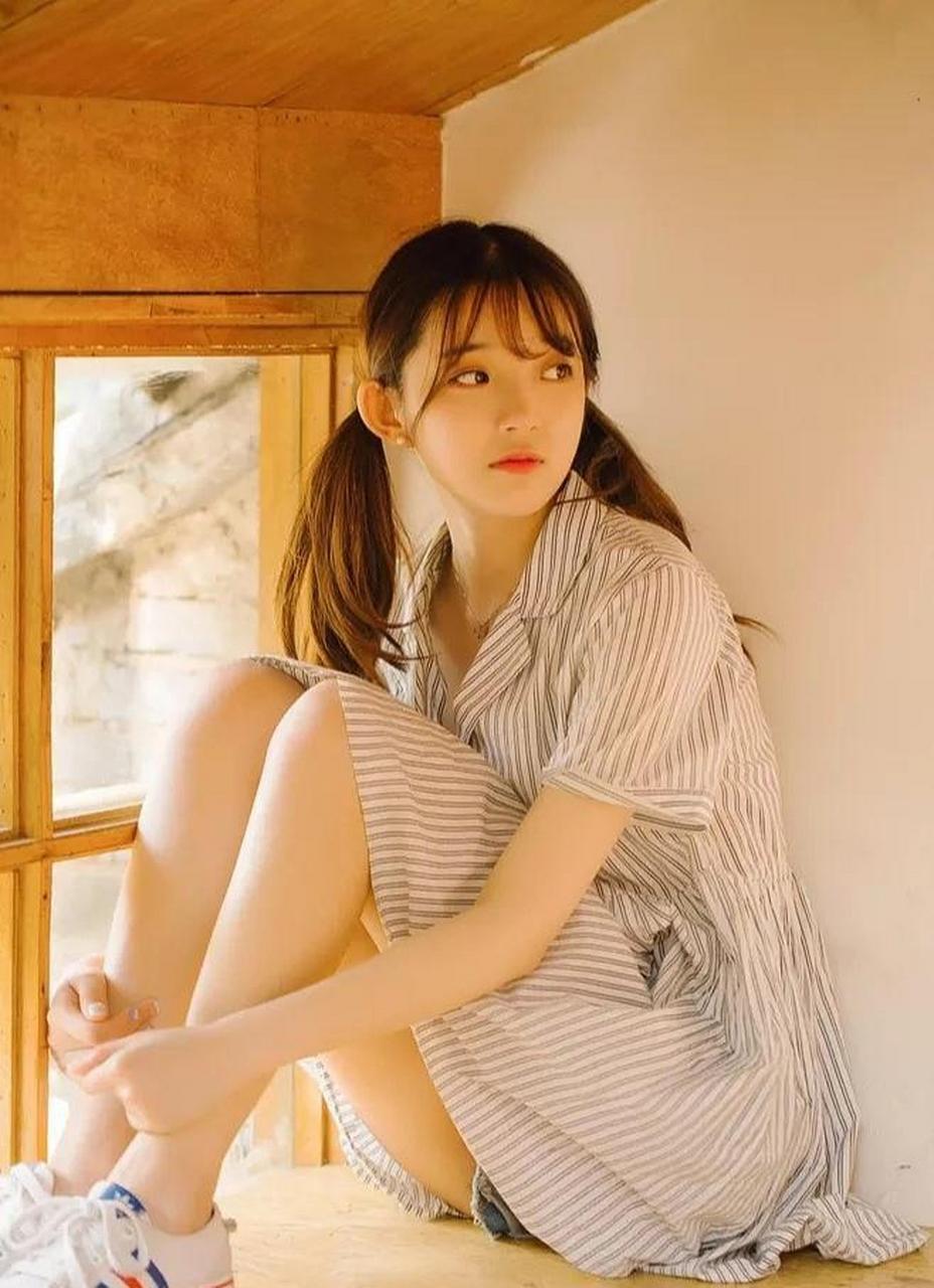 马尾辫少女,是真的可爱,豆蔻年华,花容月貌.