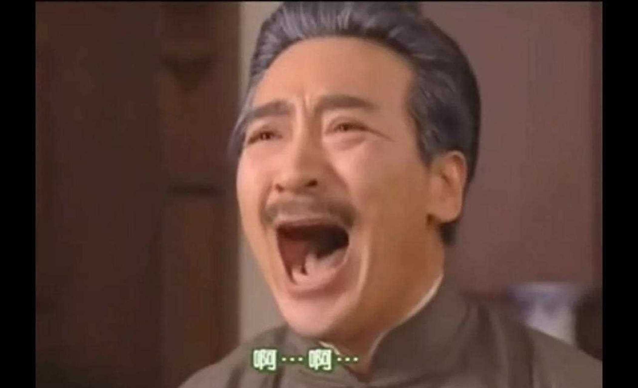 陆振华这个位置一个菜都夹不到啊![捂脸]