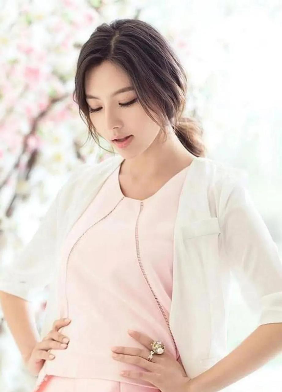 陈米麒的前卫着装,让人大开眼界