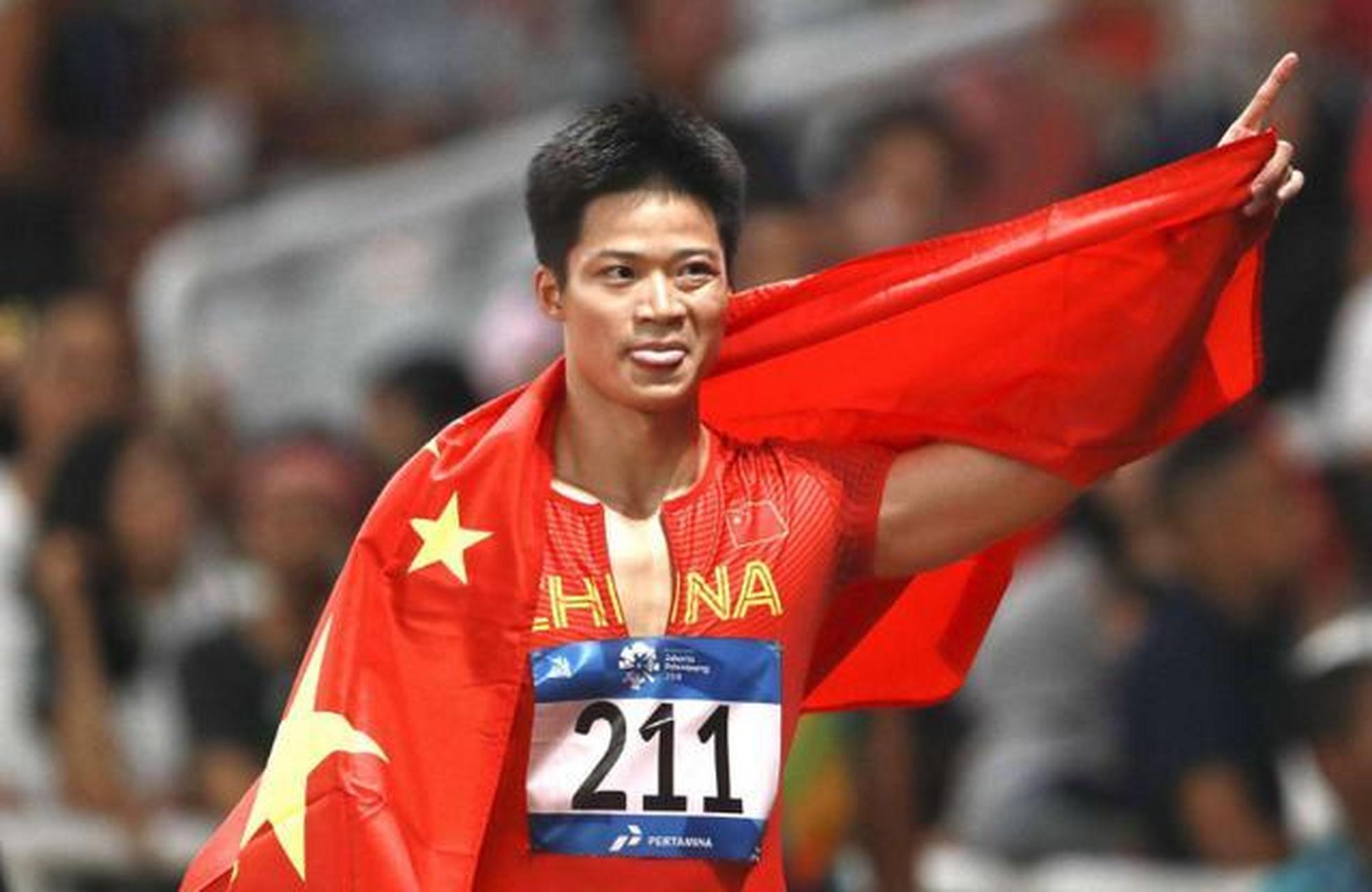 姚明苏炳添身高差, 当2米26的姚明与1米72的苏炳添站在一起,在身高上