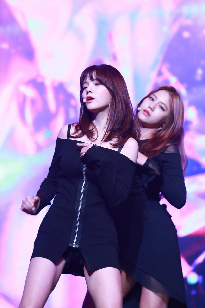 aoa演唱会劲歌不断,展示韩流女团魅力#aoa女团