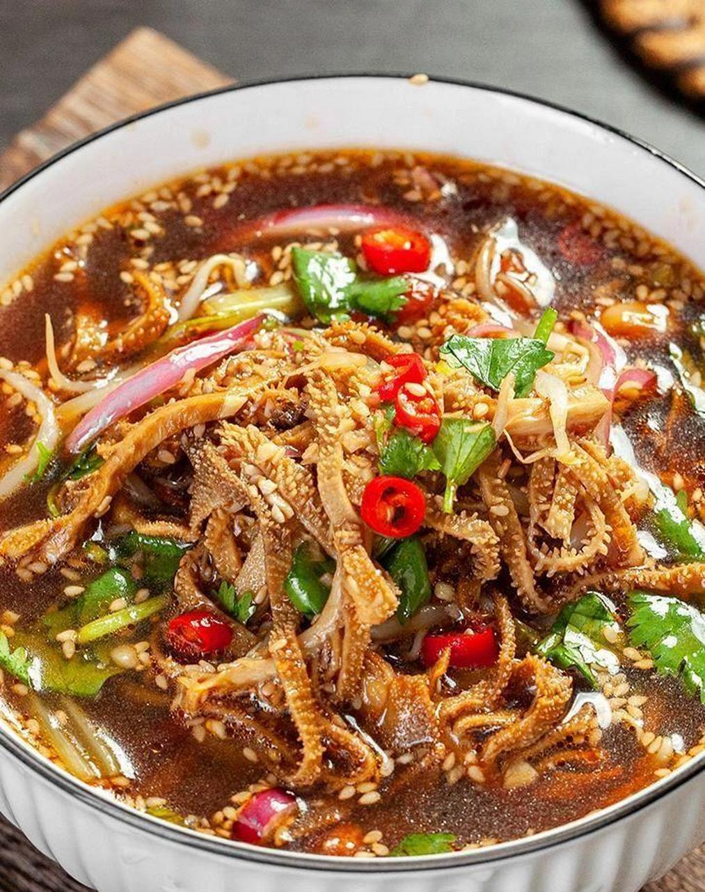 酸辣爽脆的捞汁毛肚,比涮火锅过瘾!