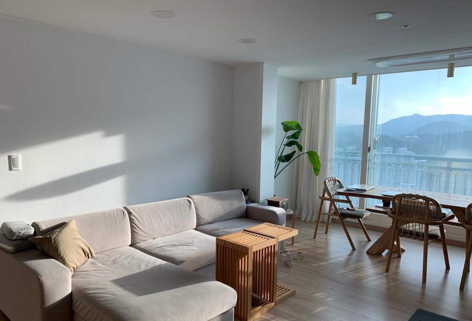 韩式风格给人的第一印象就是干净.