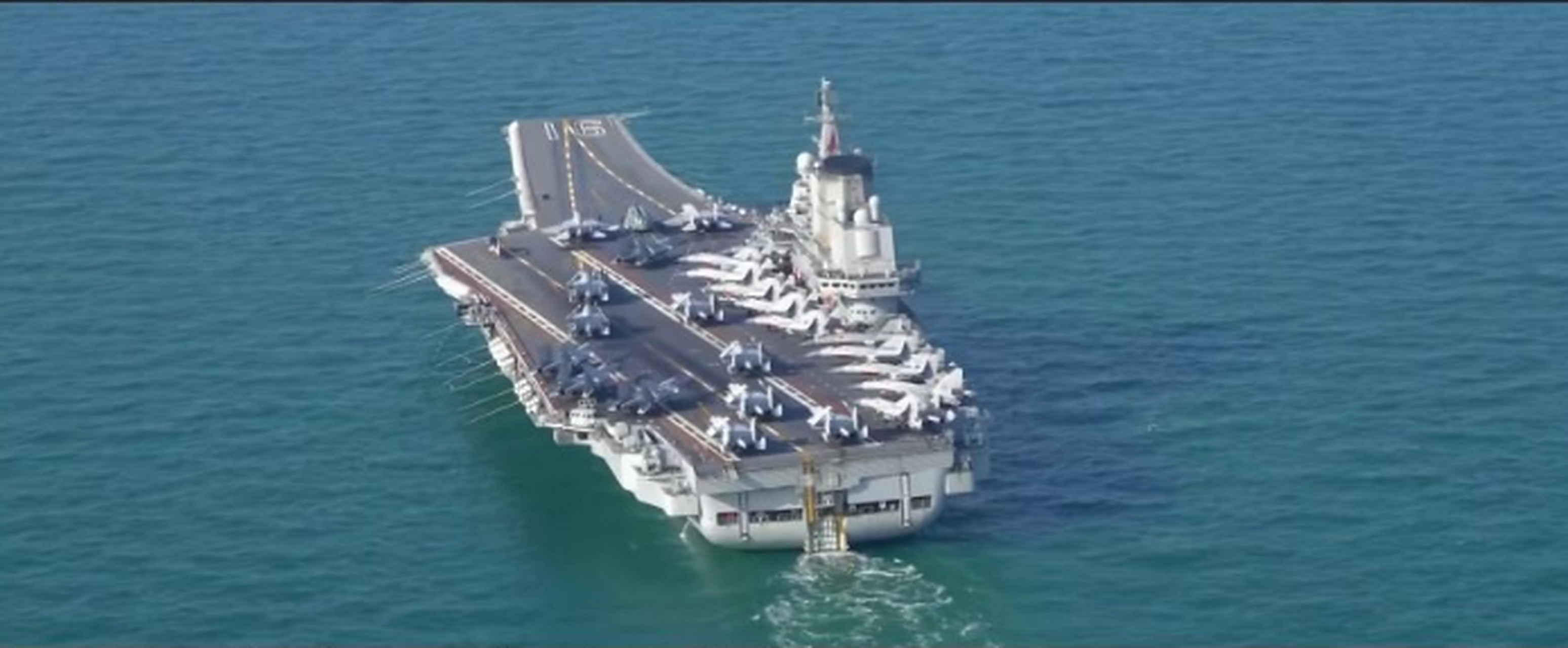 辽宁舰升级为战斗舰,训练舰将成为历史,改弹射型已无可能,段时间,辽宁