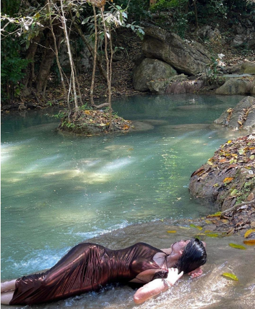 发现一条美人鱼  这个怎么吃好吃呀