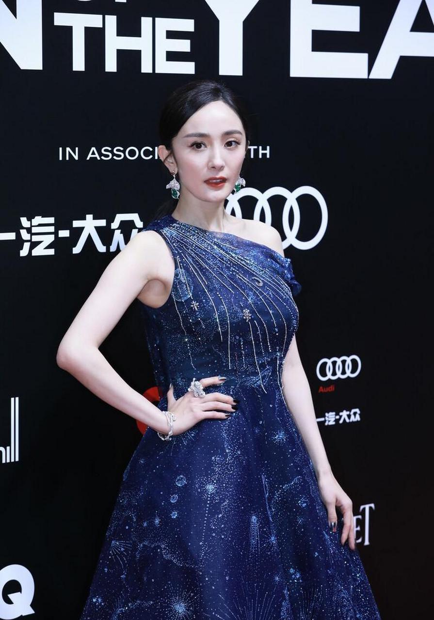 杨幂蓝色礼服,清雅,性感,迷人