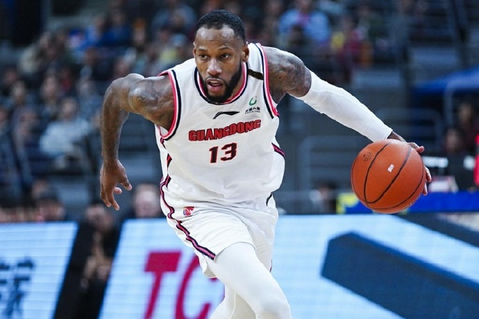 前cba外援威姆斯谈到了他对中国篮球水平的一些看法.