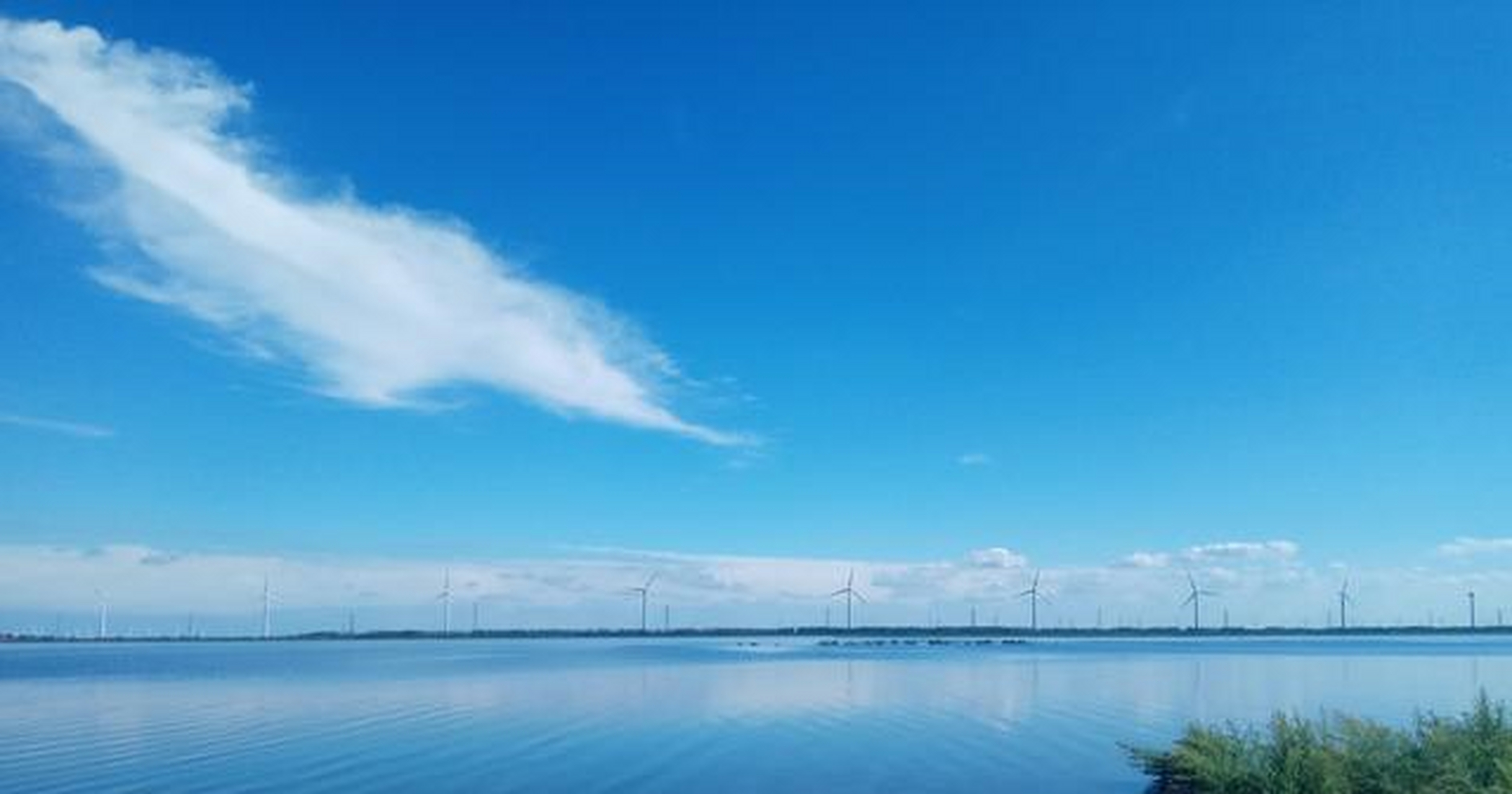 北大港沙井子湿地及港沙公园之蓝天白云