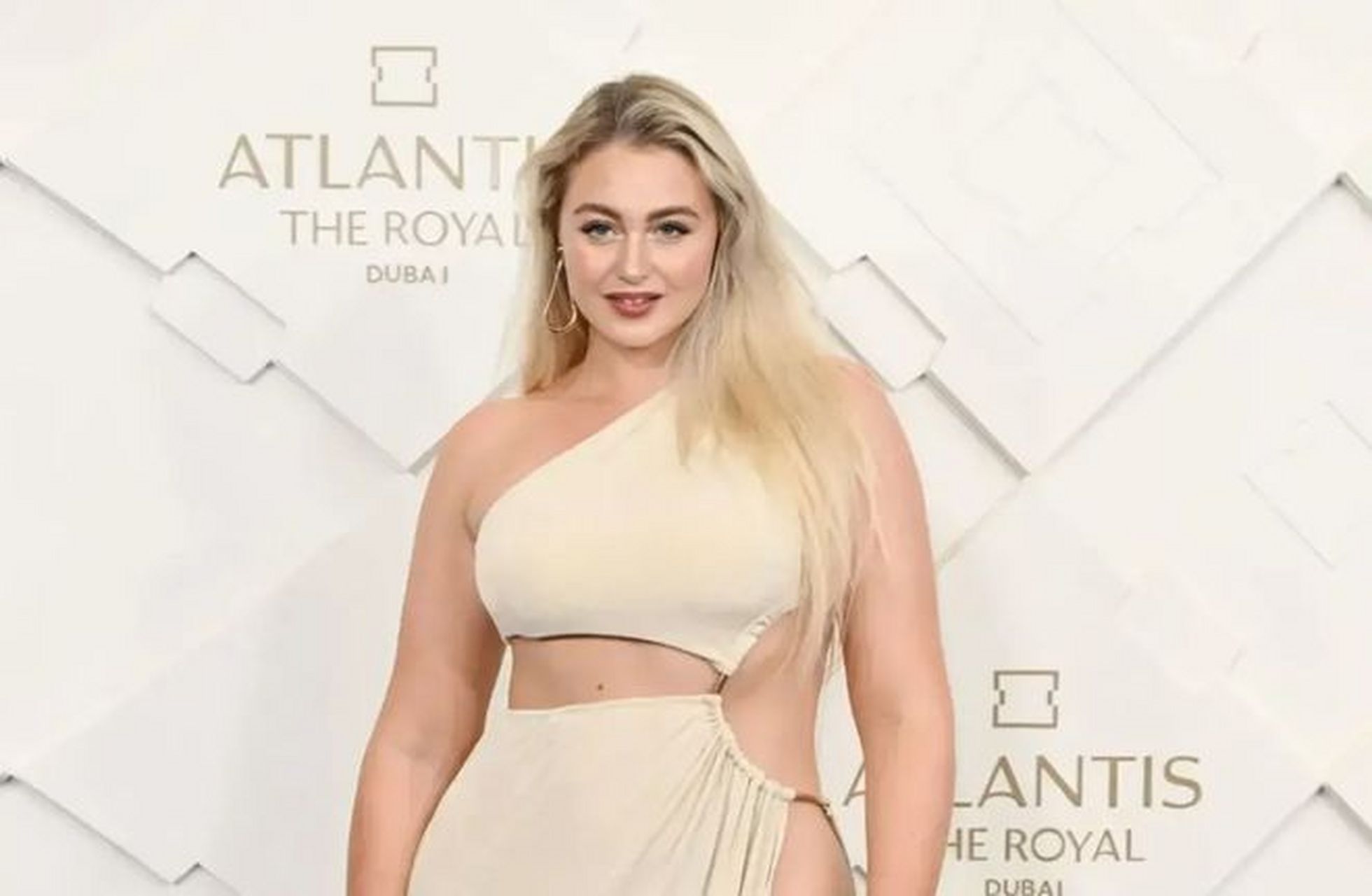 伊斯克拉·劳伦斯是一位新生代大码模特,她在迪拜亚特兰蒂斯酒店参加