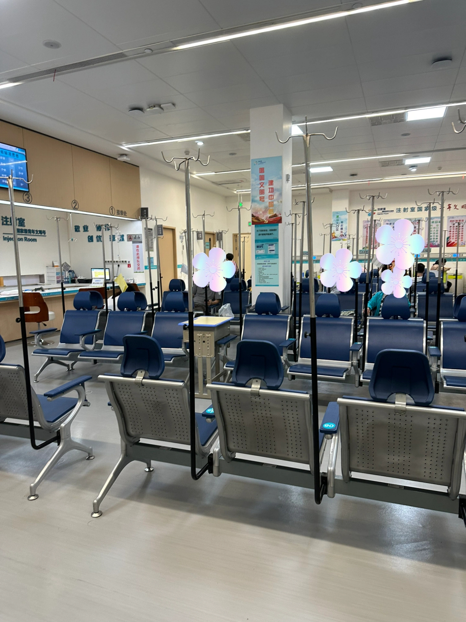 没想到36岁的我,为了求医生给我输液,在急诊室哭了半天……因为血常规