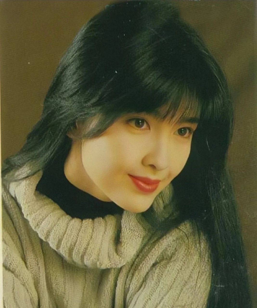 惊艳时光的港风美女