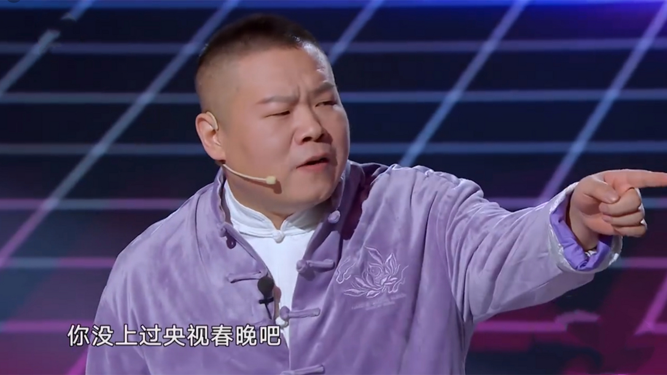 8月30日,德云社鹤字科外漂演员齐鹤涛回应了师哥岳云鹏是否会说相声