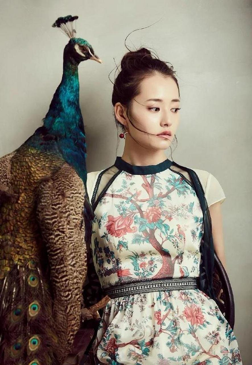 时尚美女"紫碧云"时尚性感写真