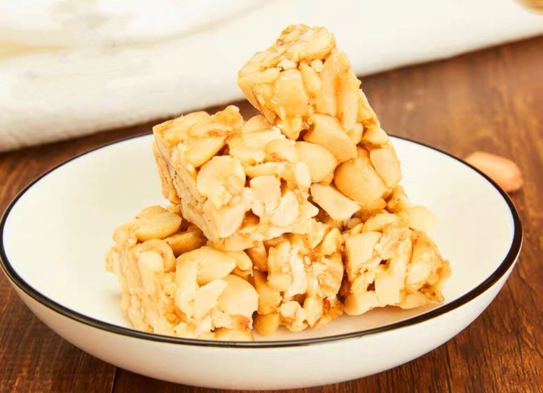 过年了,囤年货时糖果不能少,甜蜜幸福寓意好,但是一般的水果糖硬邦邦