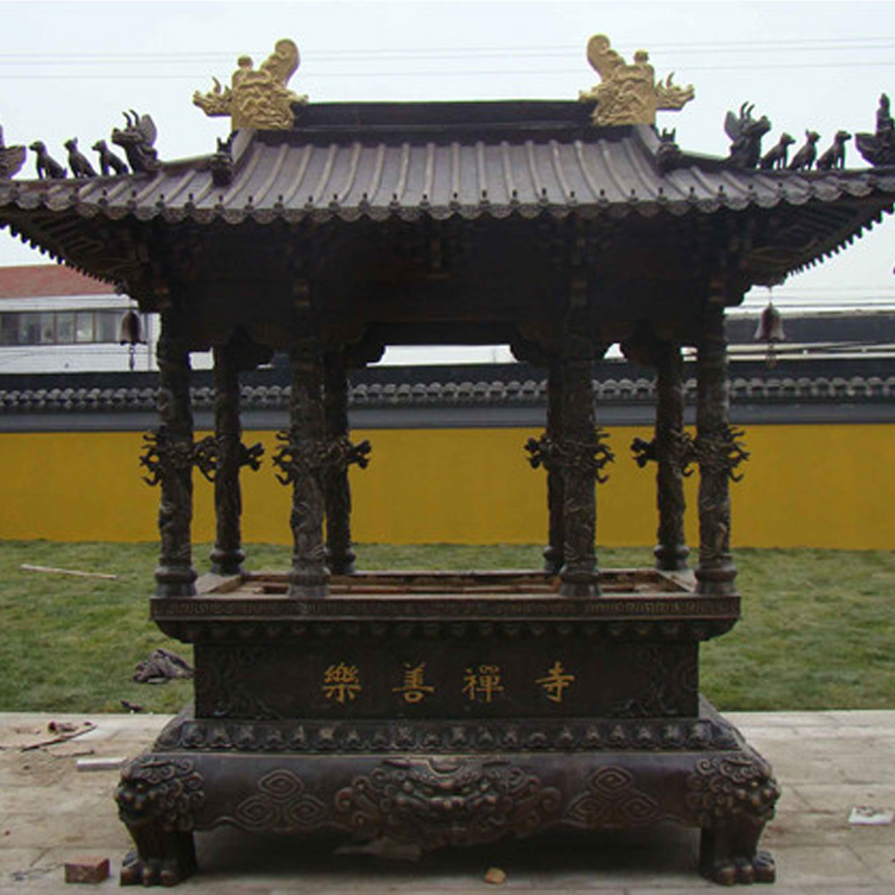 大型铜香炉定制加工 铸铜香炉寺庙法器 烧香铜铁香炉定制 长方形圆形