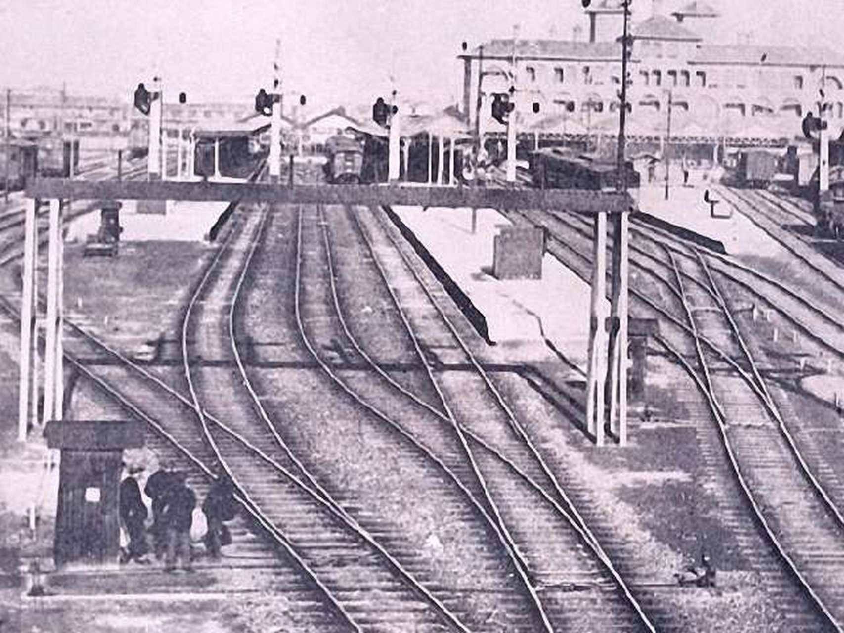 昆明火车北站老照片图片