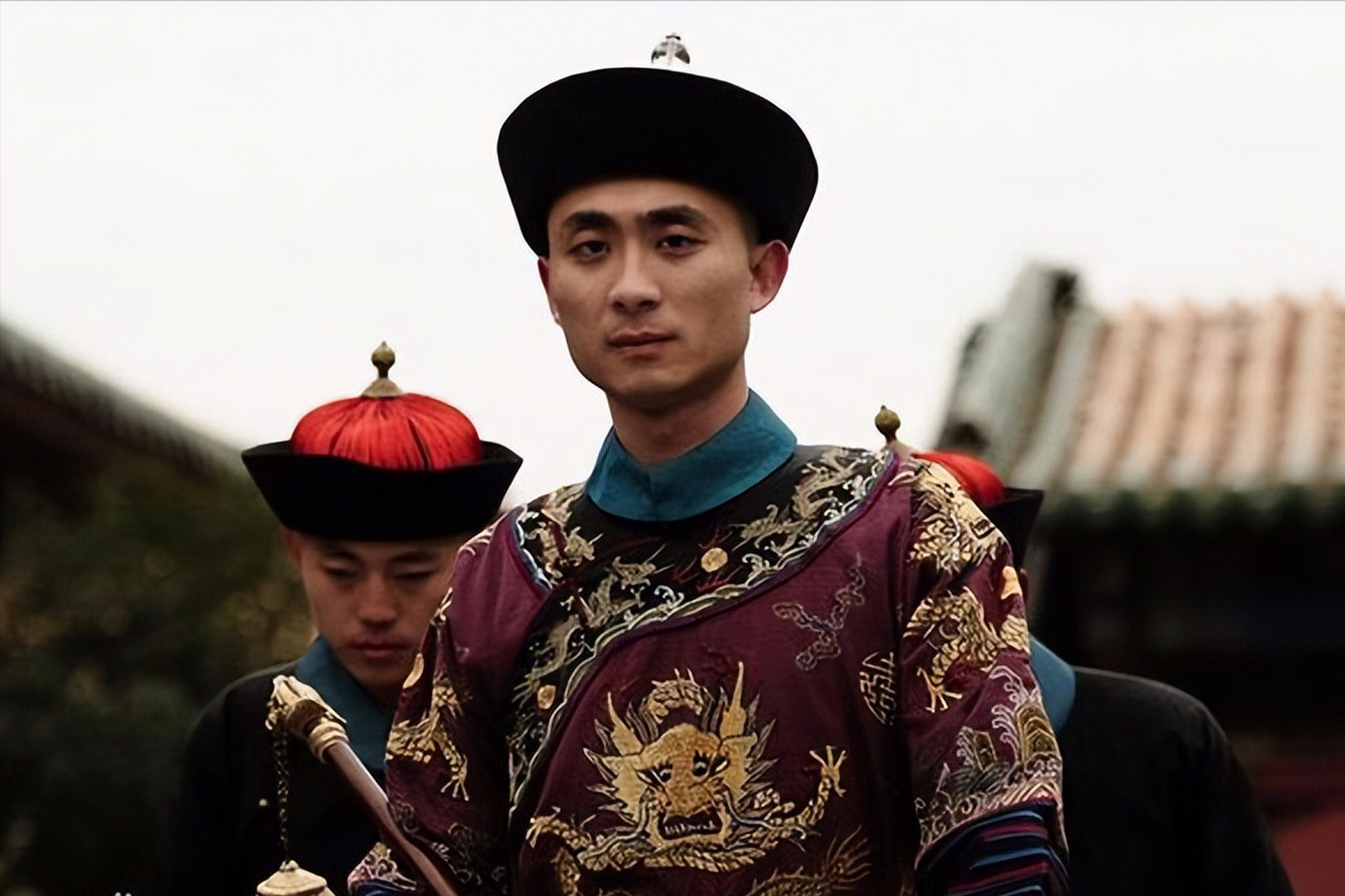 1868年,25岁的太监安德海在京城大摆酒宴,迎娶19岁的大美人马赛花为妻