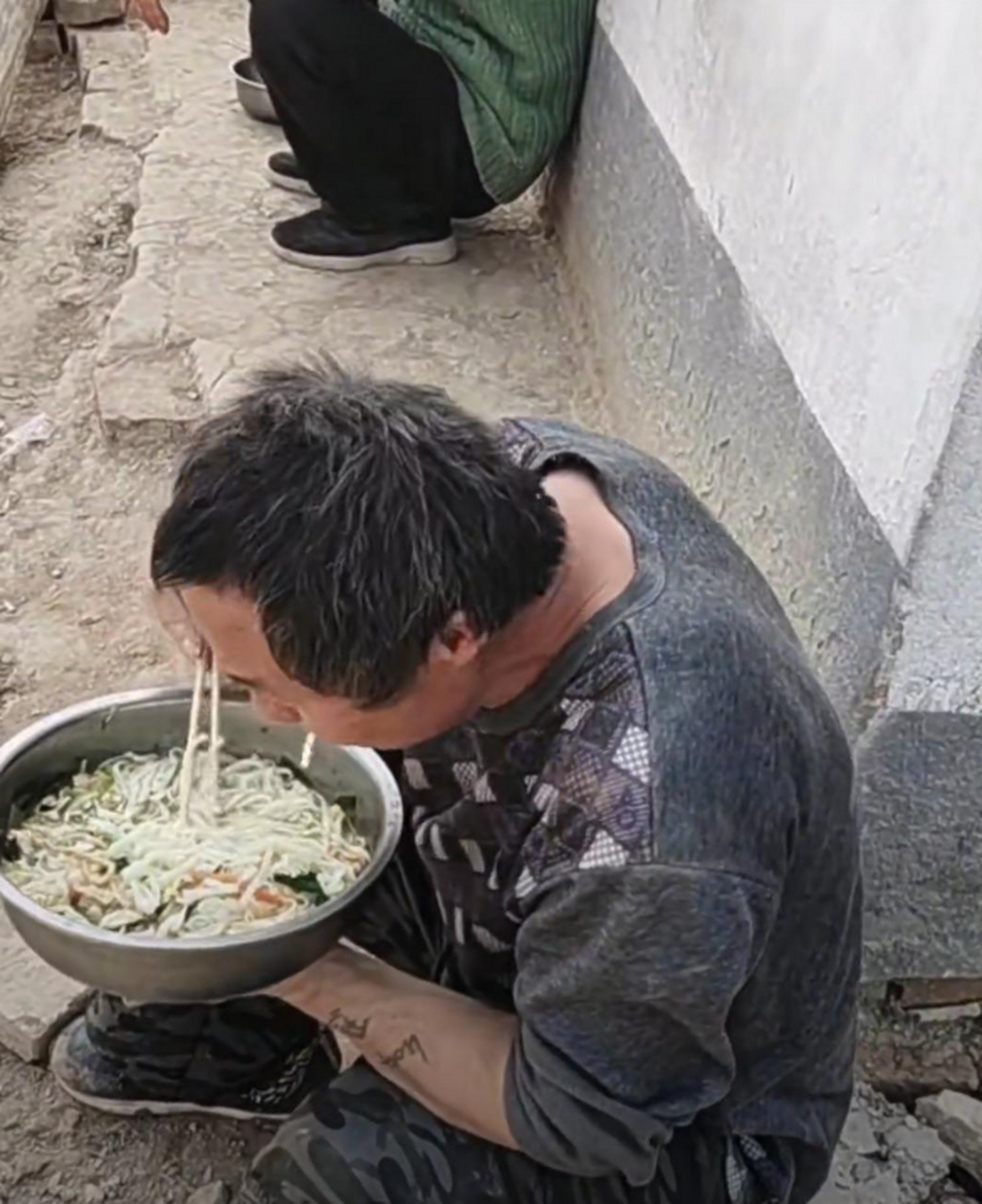 快来看,这是网红解放吗?玉霞他老头?