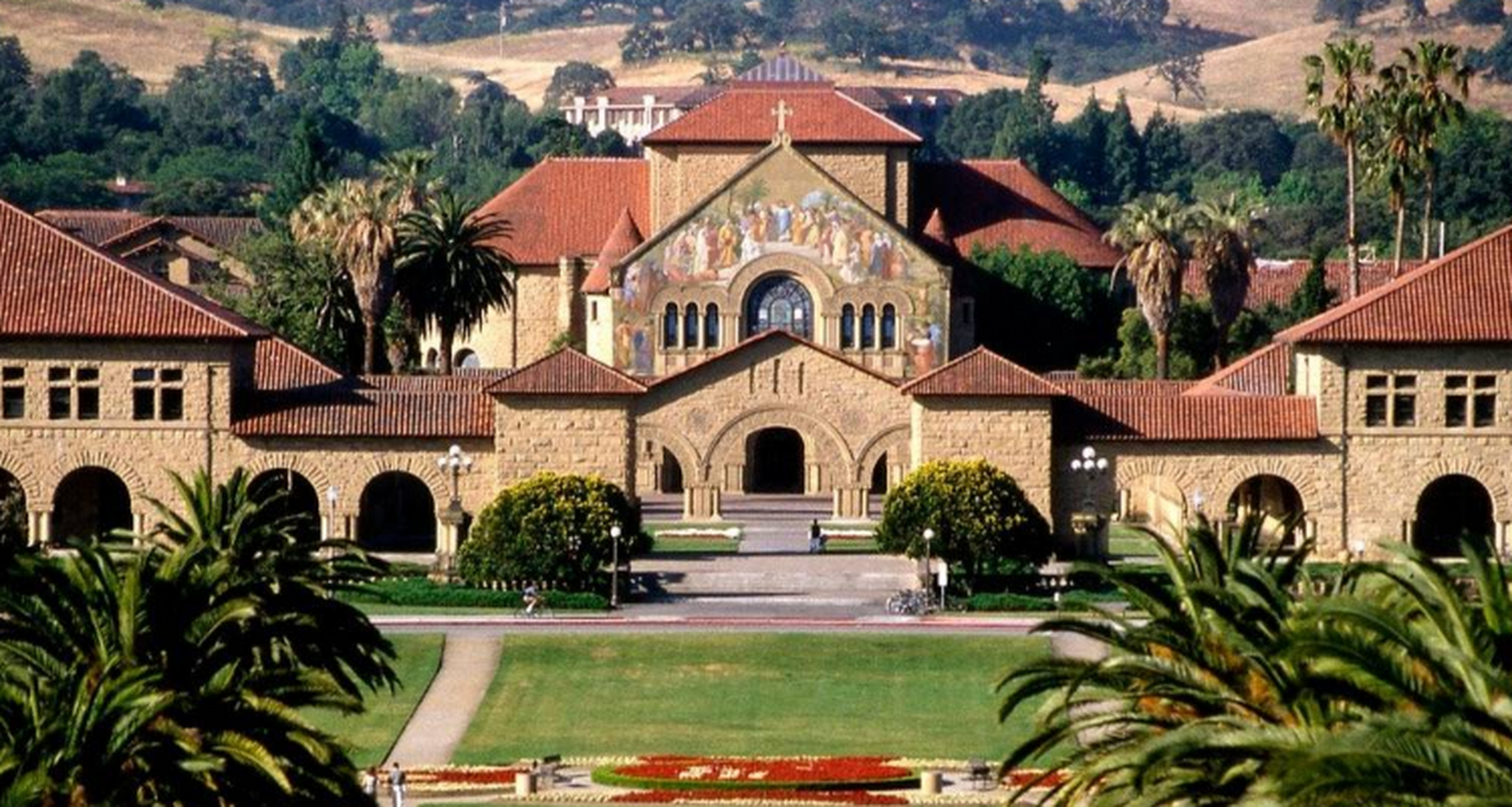 世界上最豪华的大学 斯坦福大学 斯坦福大学位于美国加利福尼亚州帕洛