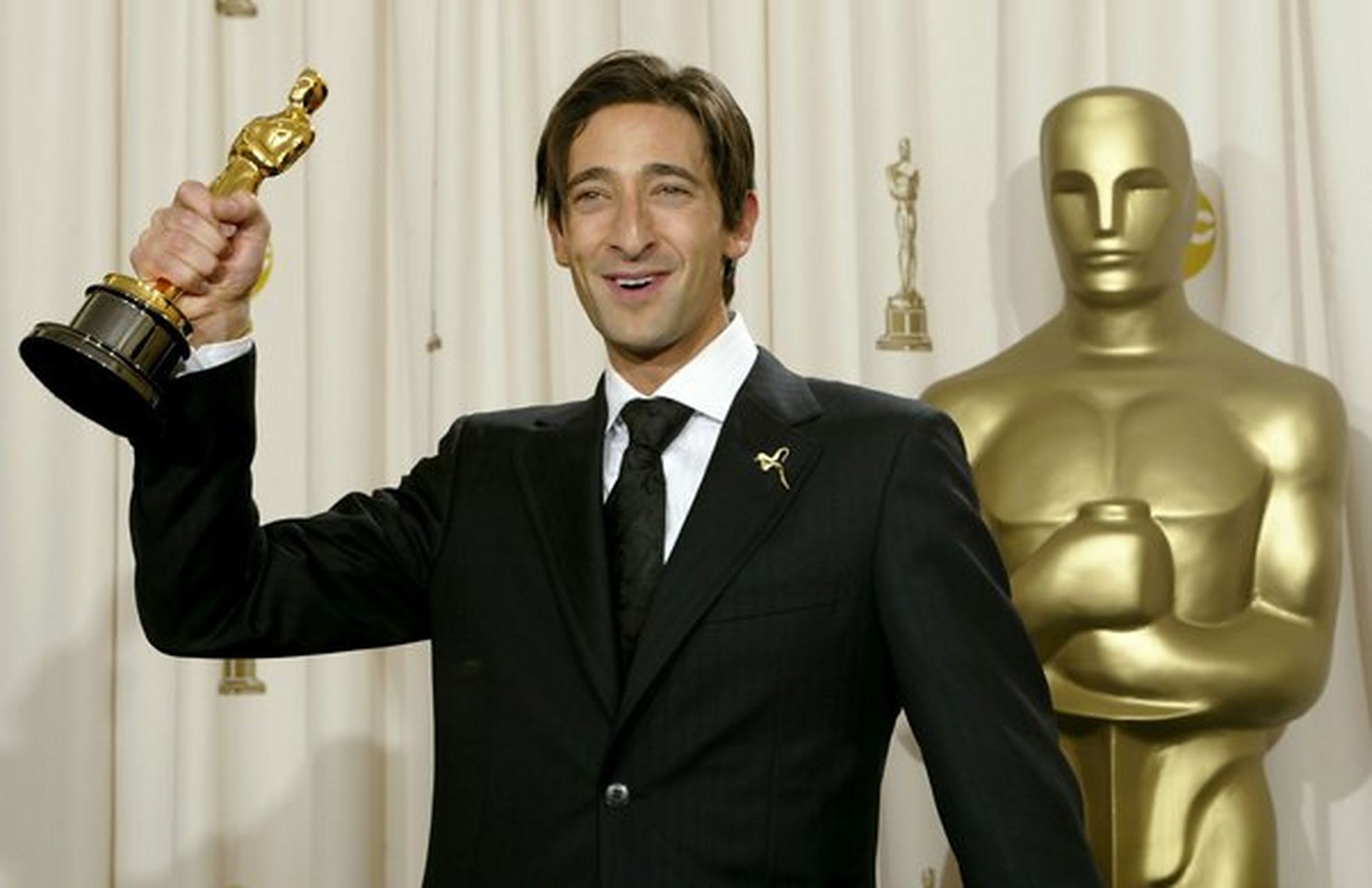 绝影好莱坞演员消失十五载:阿德里安·布洛迪,奥斯卡光环后何去何从?