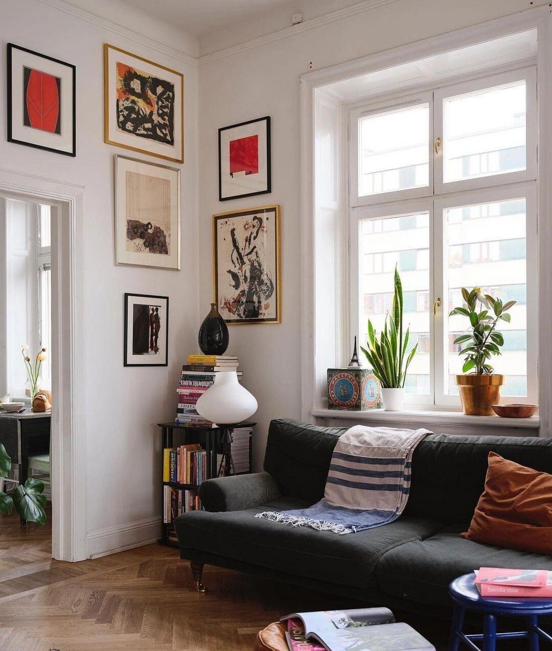 沙发靠窗也太美了[good] 毫无疑问,沙发是客厅最重要的家居单品,除了