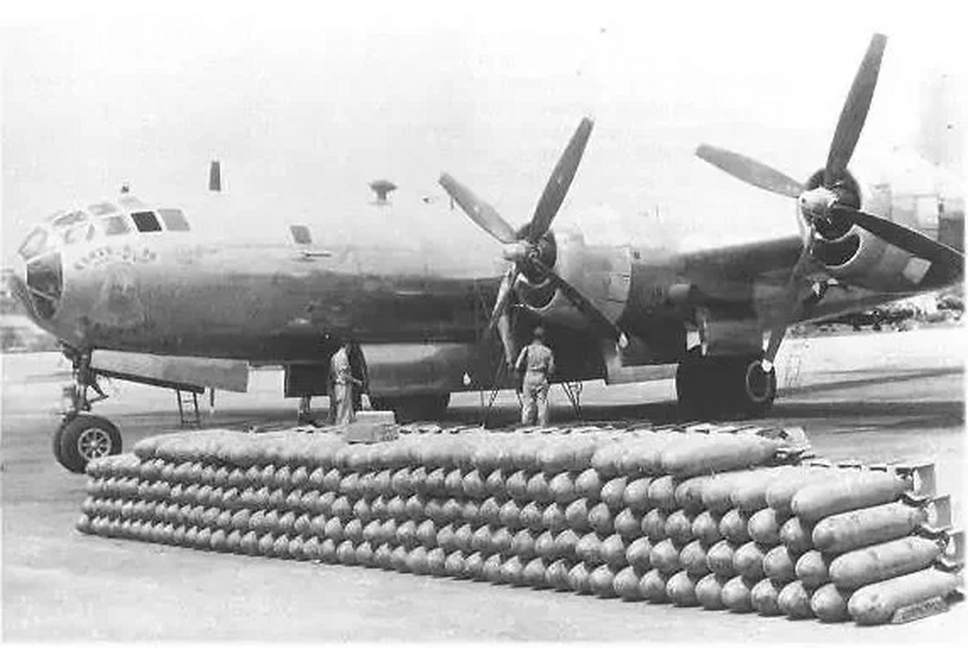 二战时期美帝的b29轰炸机,装弹量确实牛掰!#第二次世界大战