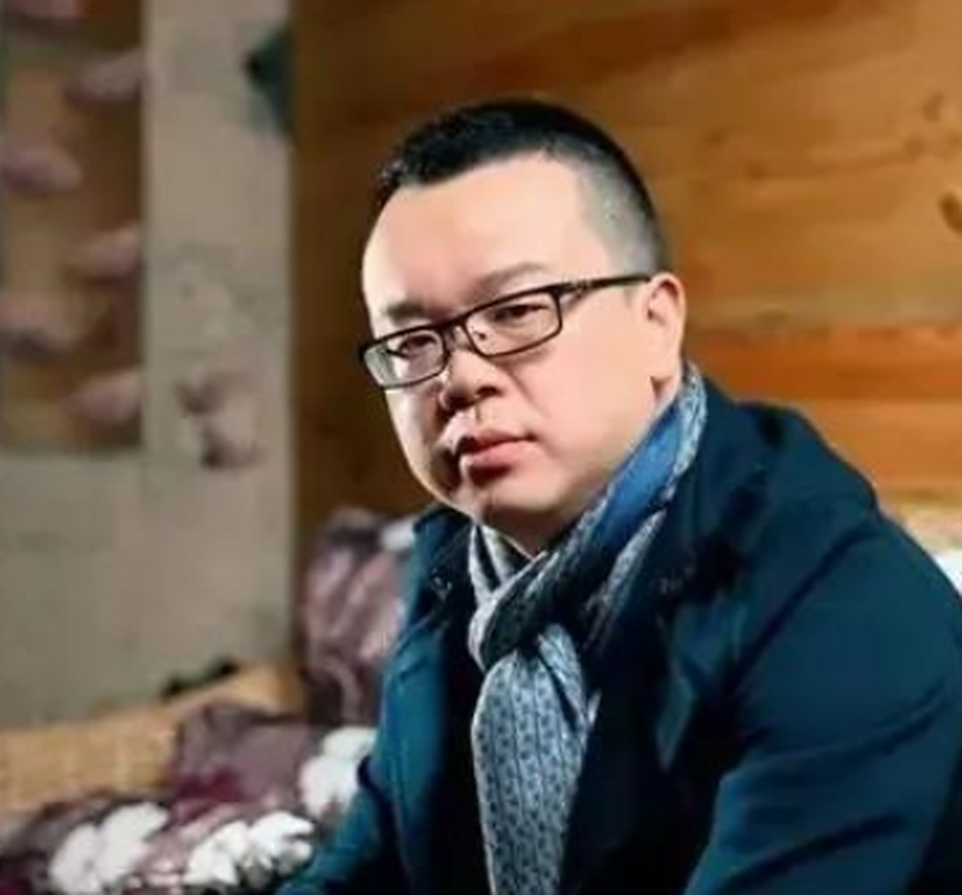 三体宇宙ceo许垚,2000万年薪被突然降到50多万,心怀怨恨的他,自购化学