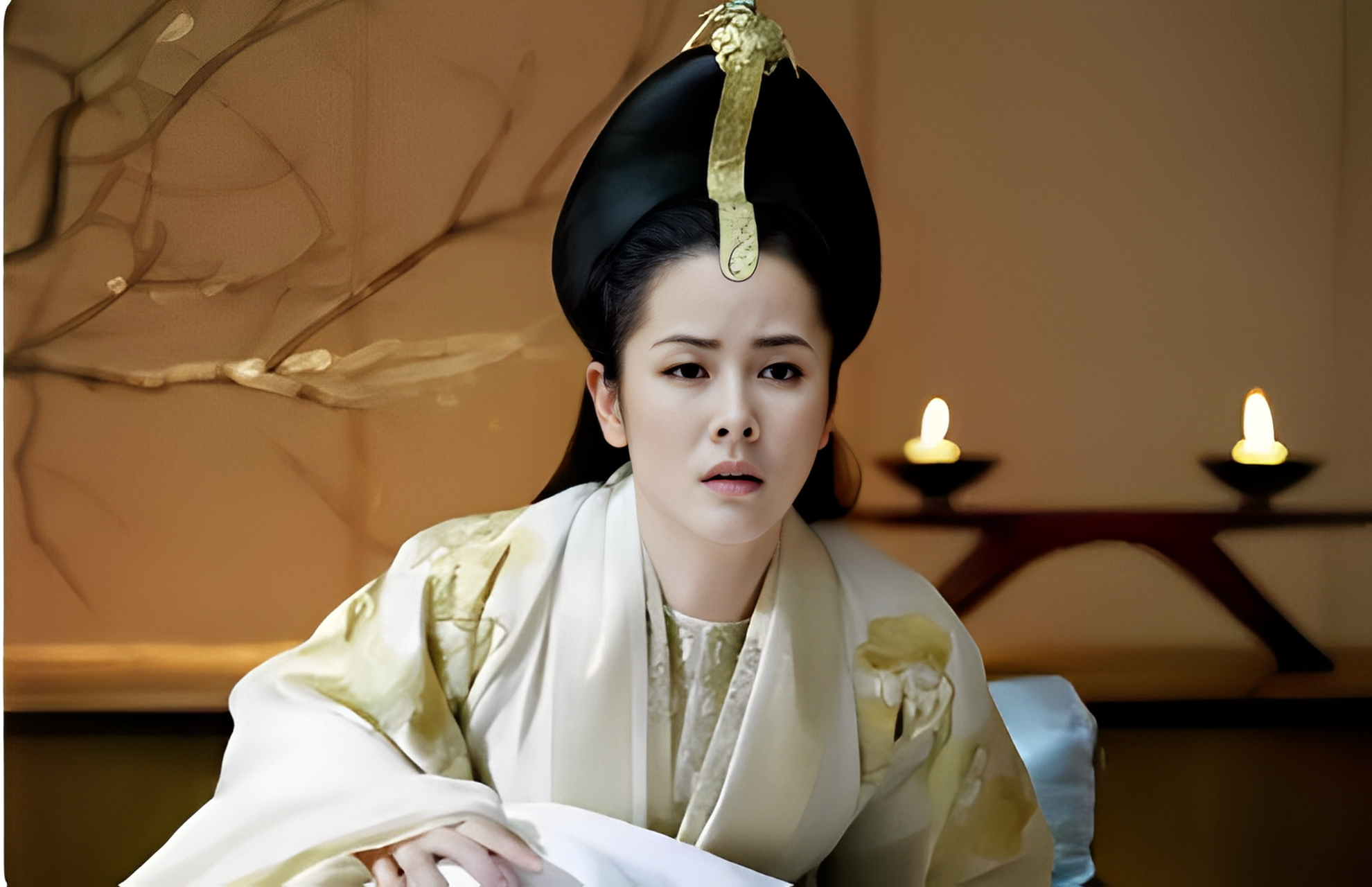 他要杀了他的叔叔! 其实刘英媚和丈夫何迈很恩爱!